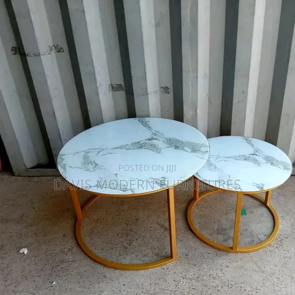 Two Round Nesting Coffee Table