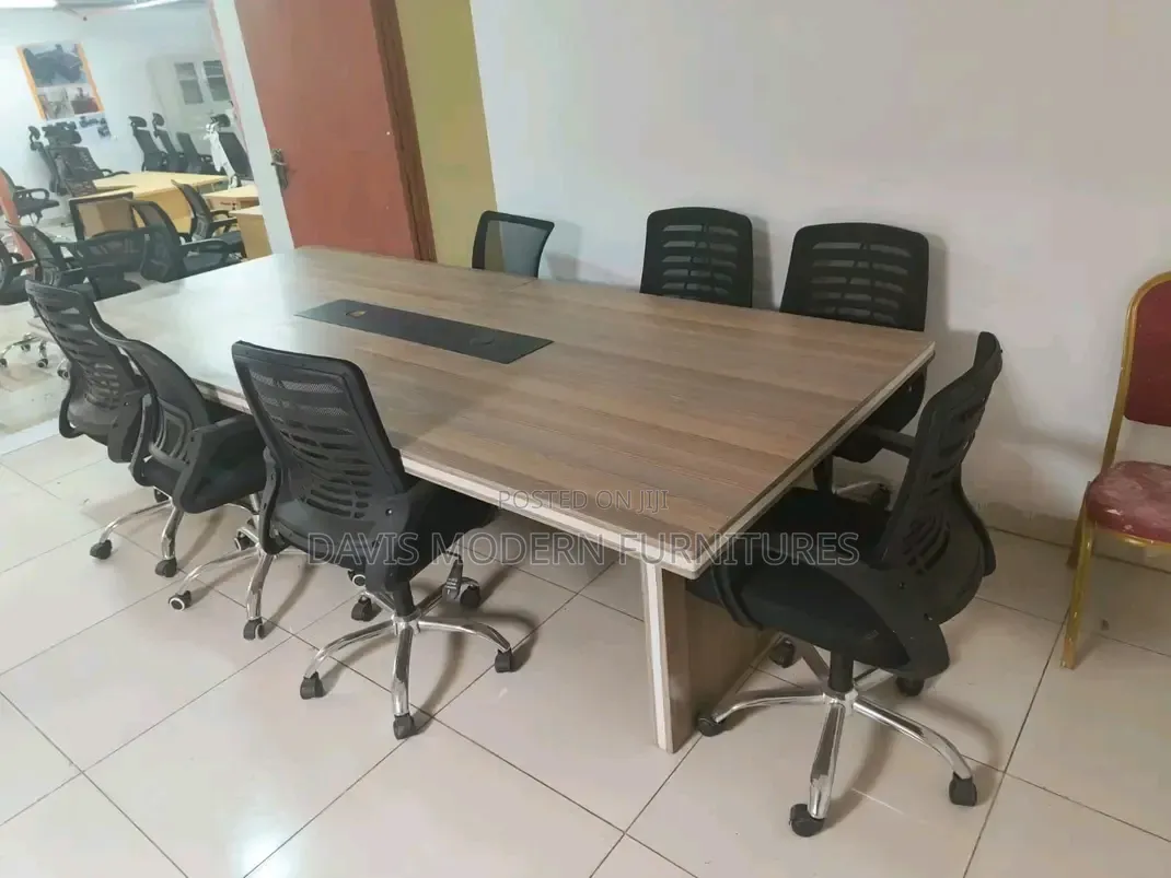 Rectangular 6-Seaters Meeting Table