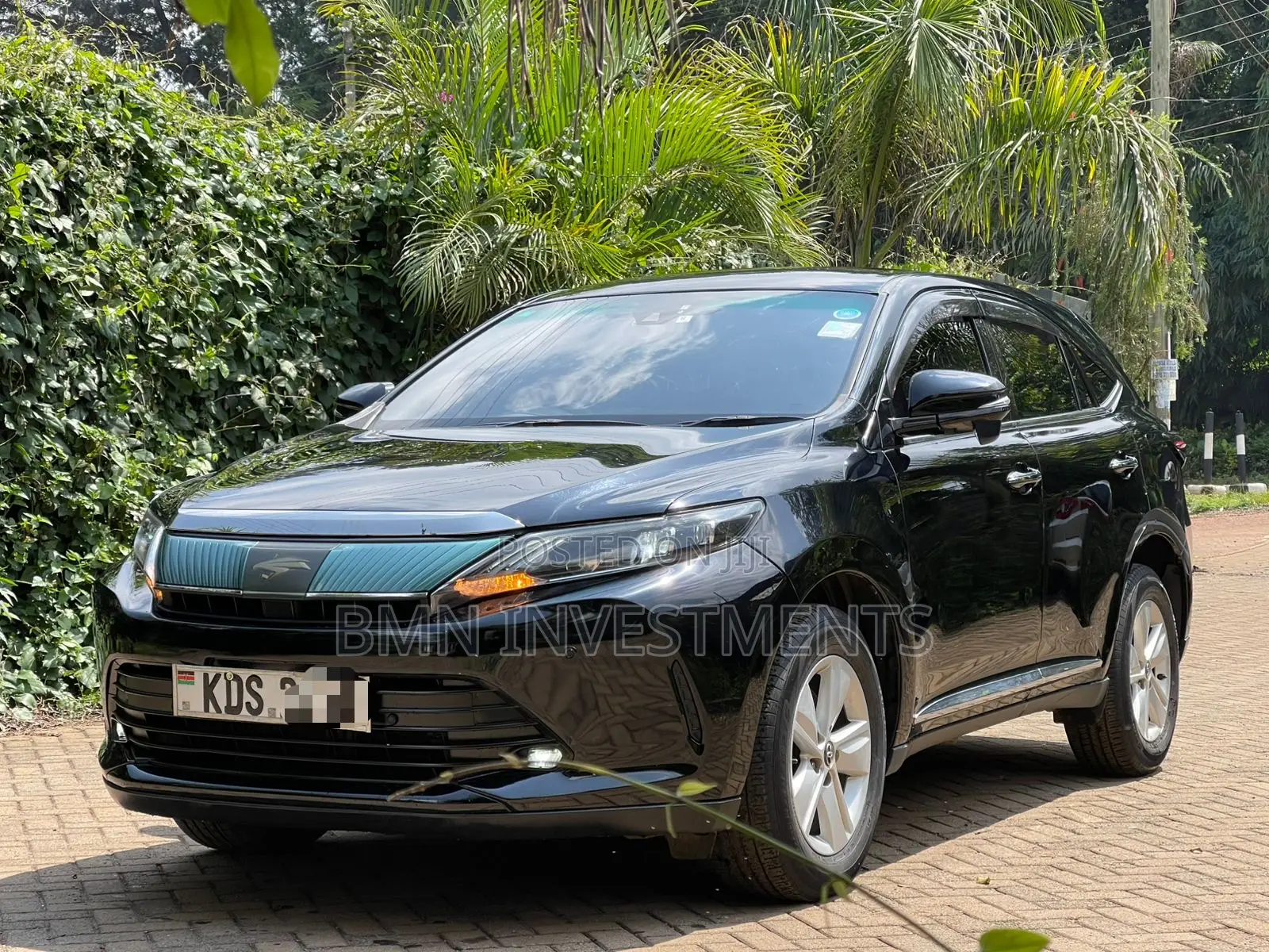 Toyota Harrier 2.0 2018 Black