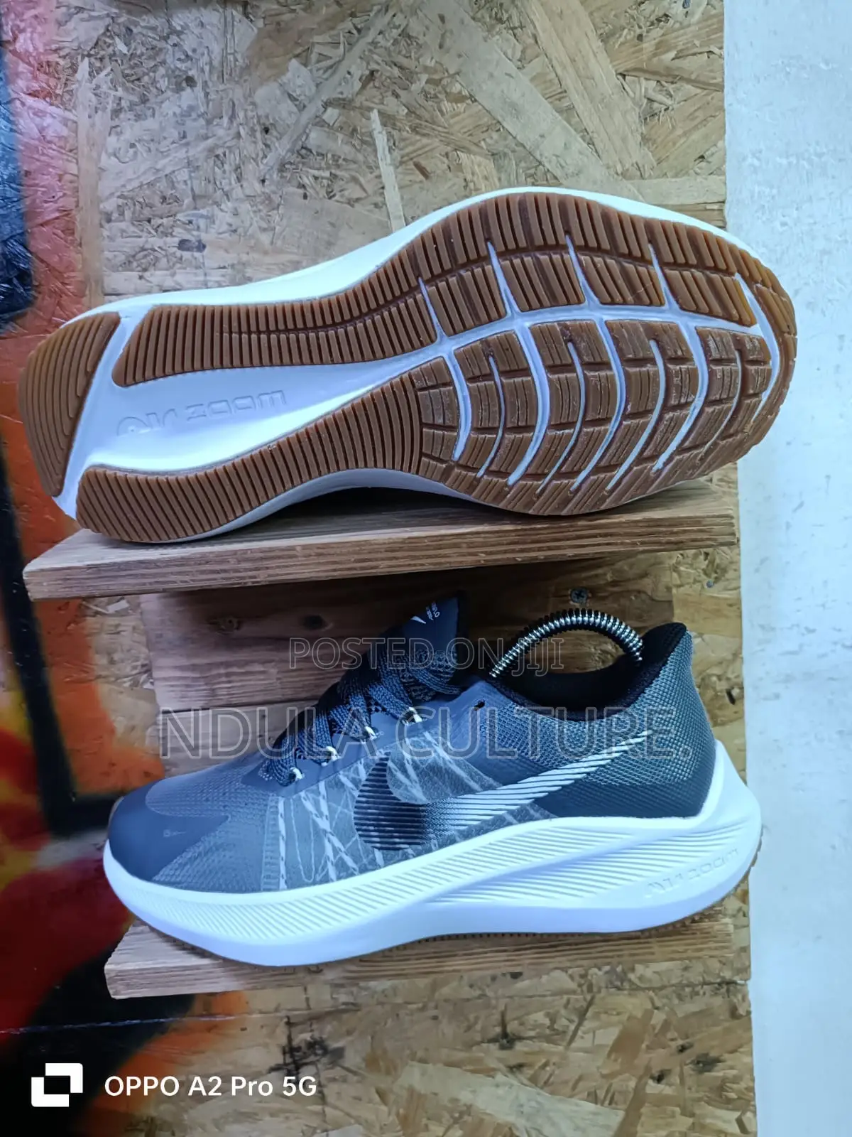 Nike Air Zoom Winflo 8 Sneakers