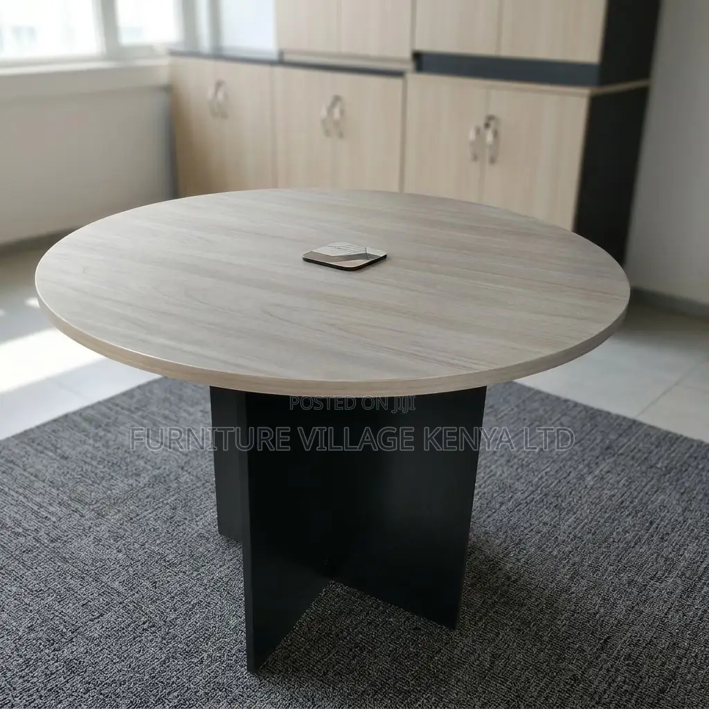 Customized Round Wooden Executive Meeting Table