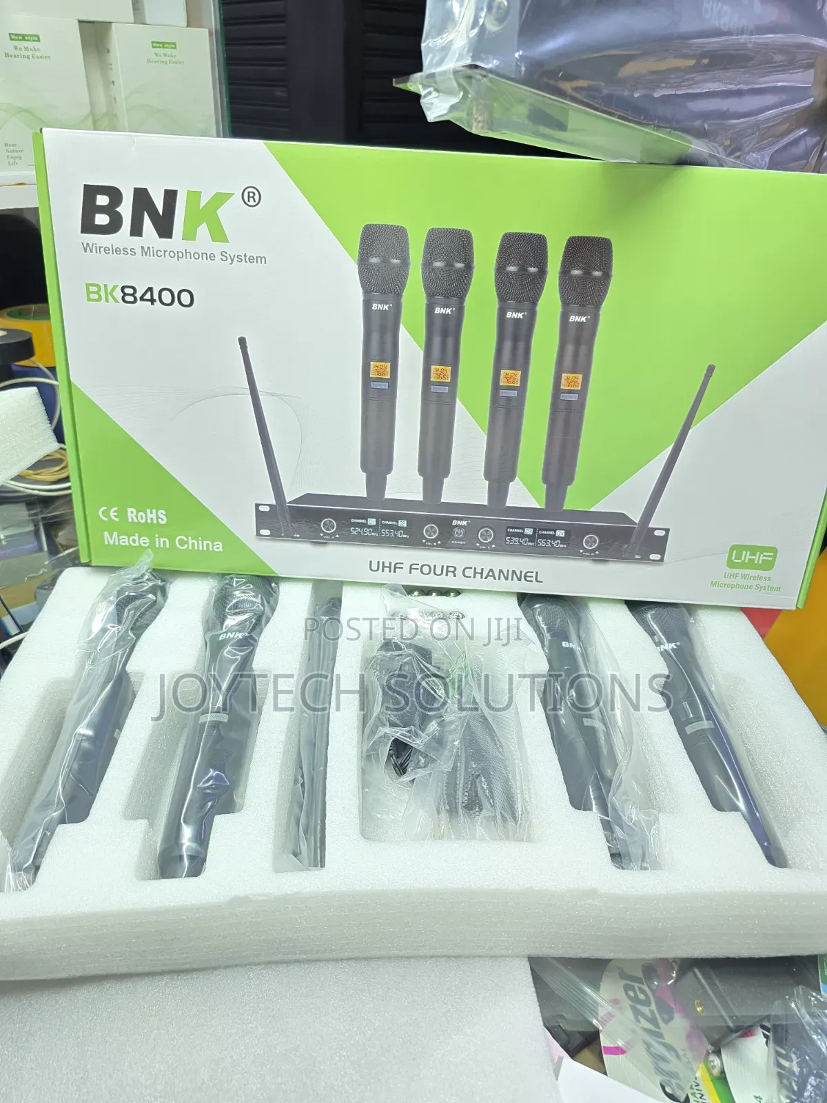 Original BNK Bk8400 4-in-1 Wireless Handheld Mic Set - New .
