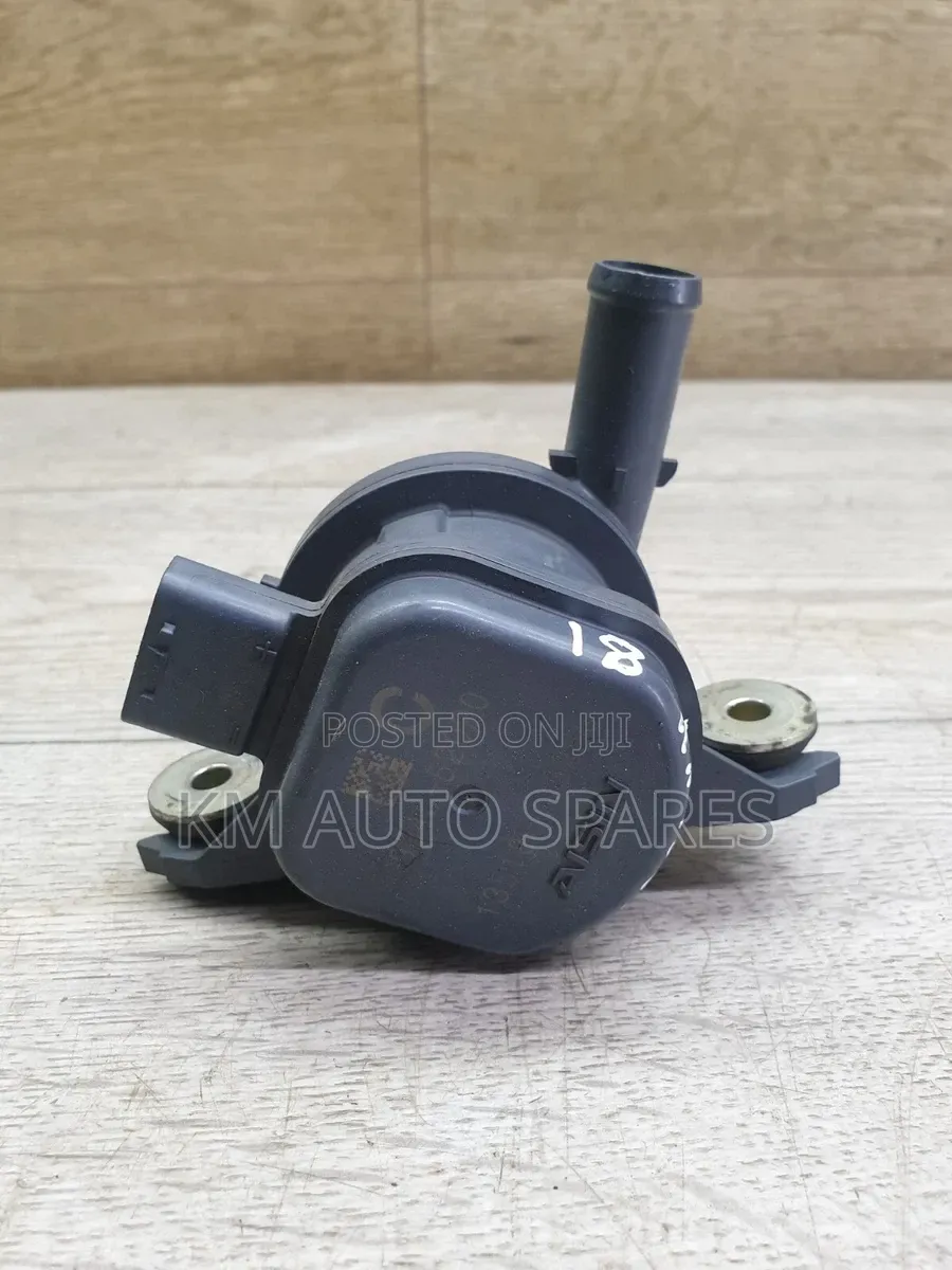 Toyota 2gr Hybrid Inverter Coolant Water Pump.