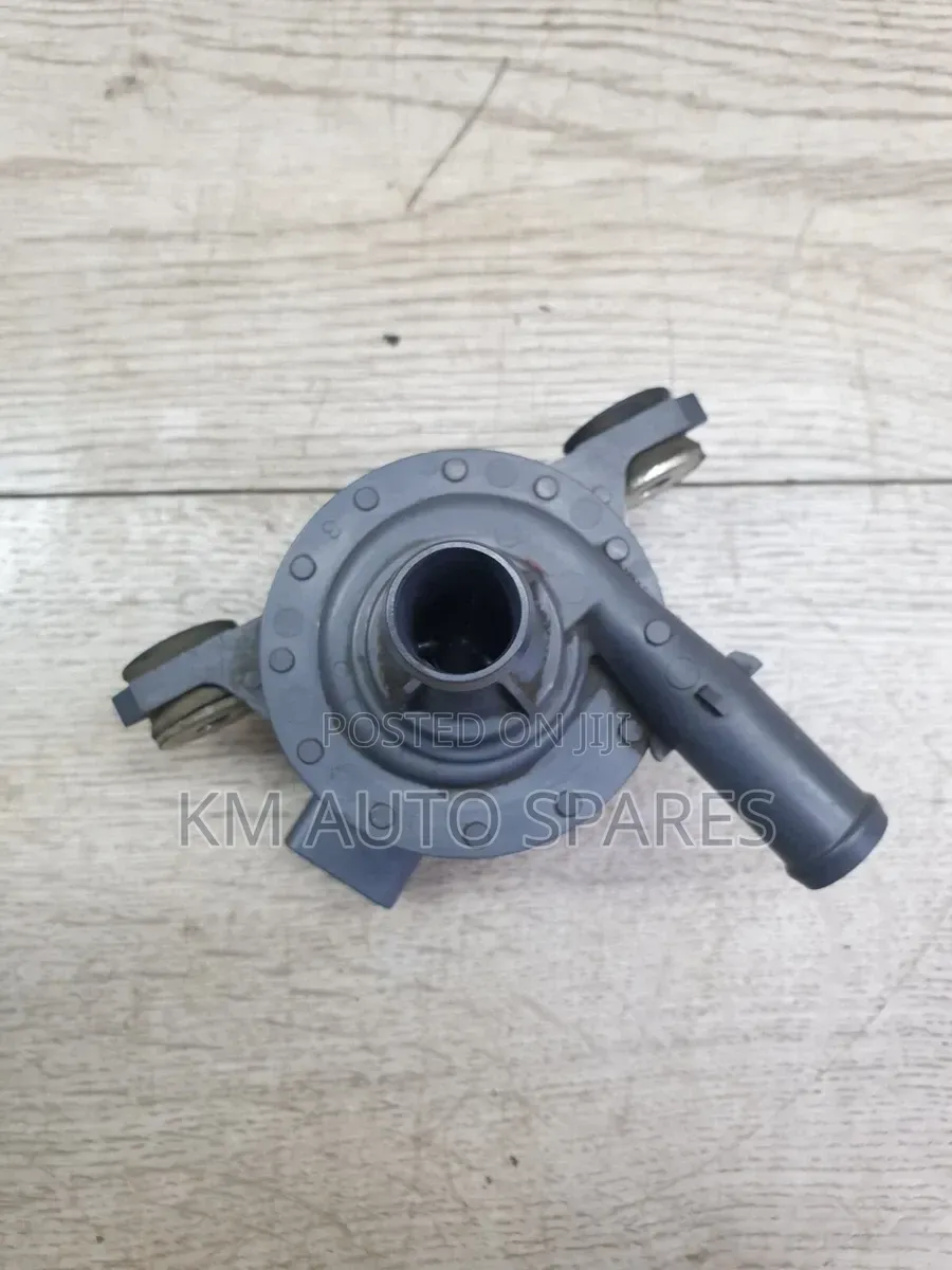 Toyota 2gr Hybrid Inverter Coolant Water Pump.