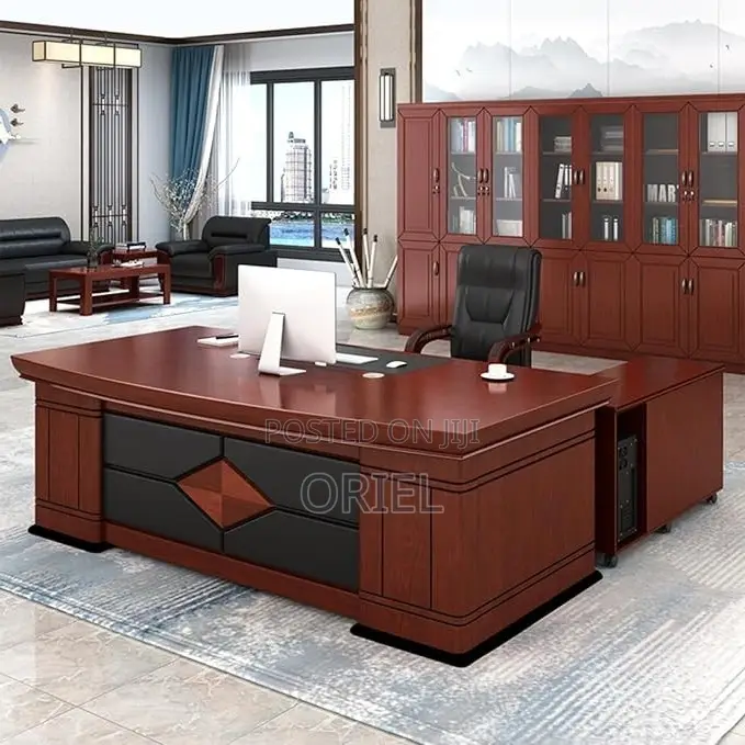 Office Desk : 1.8 Meters Executive Office Table