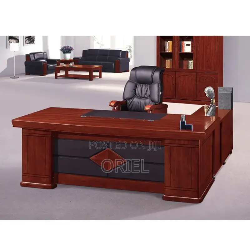Office Desk : 1.8 Meters Executive Office Table