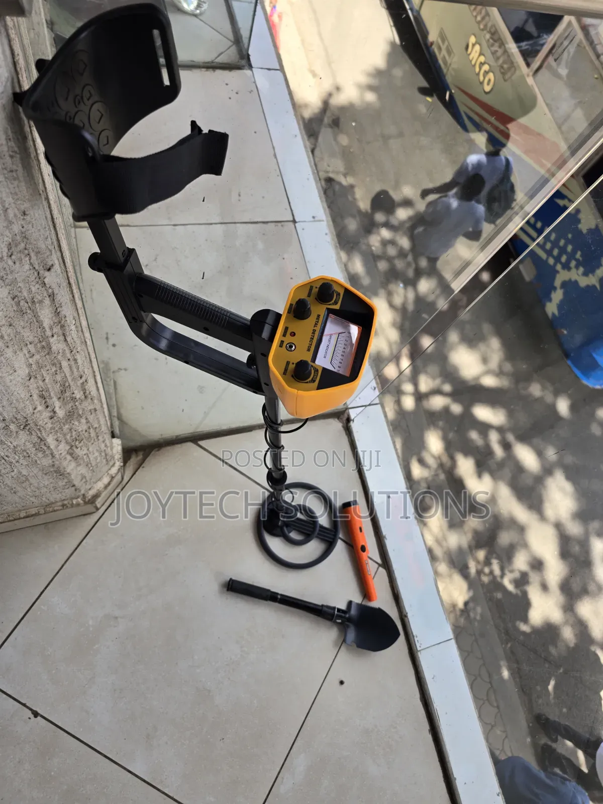 Gc-1016a Metal & Gold Detector + Pinpointer + Shovel Set
