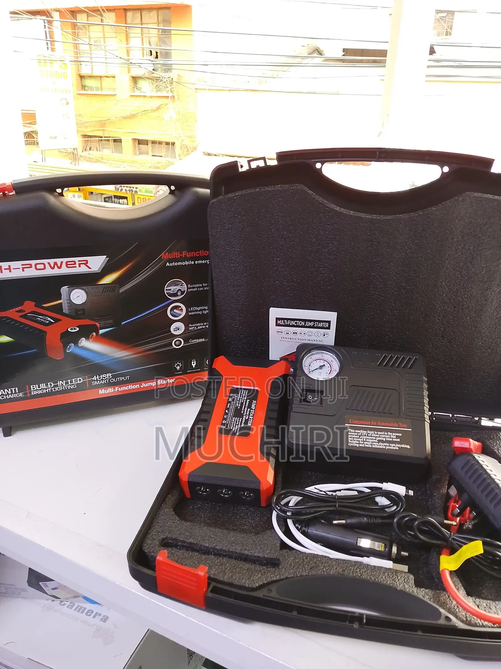 Heavy Duty Portable Jumpstarter With Compressor