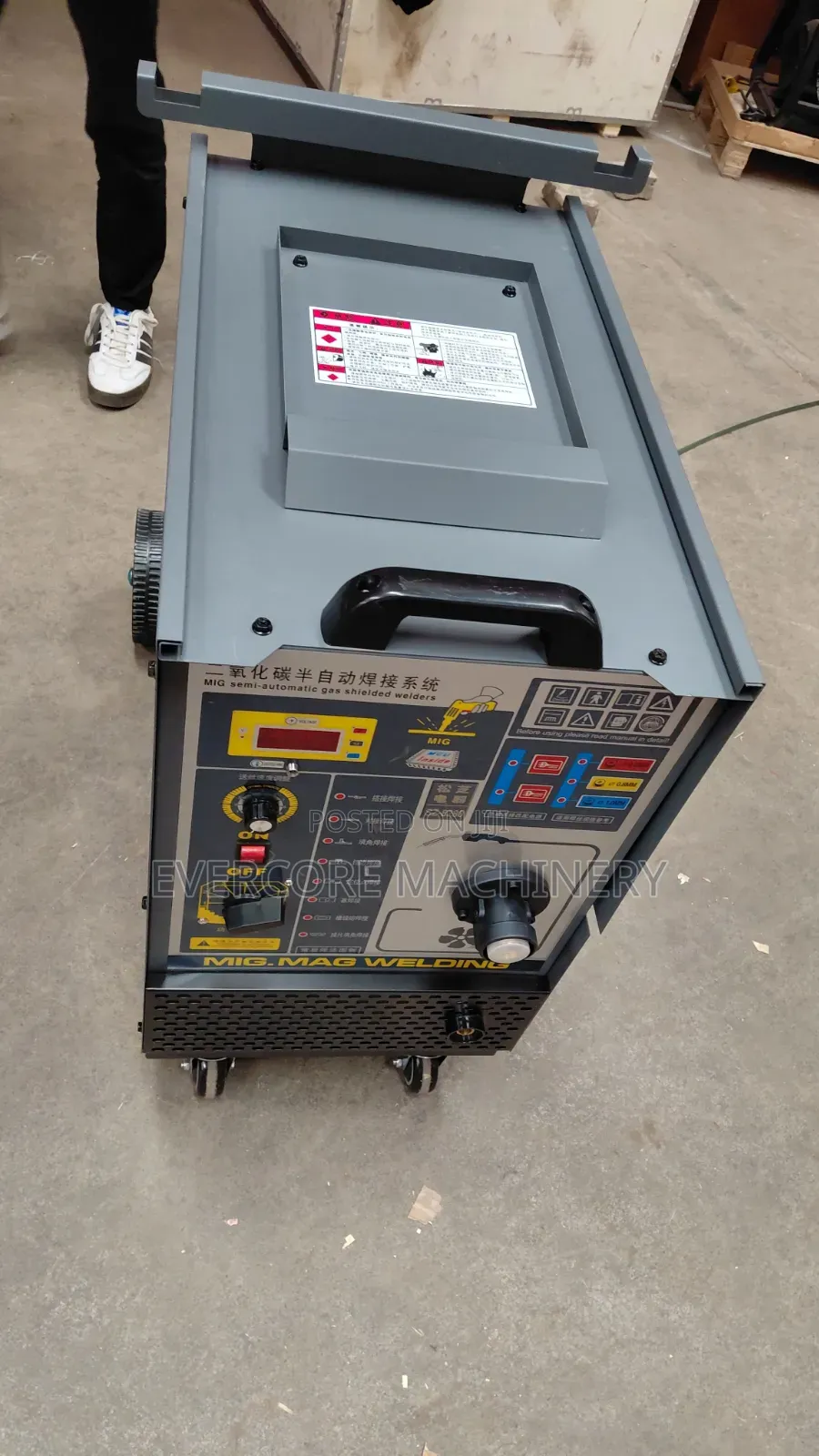 Mig Semi-Automatic Welding Machine Fully Commercial.