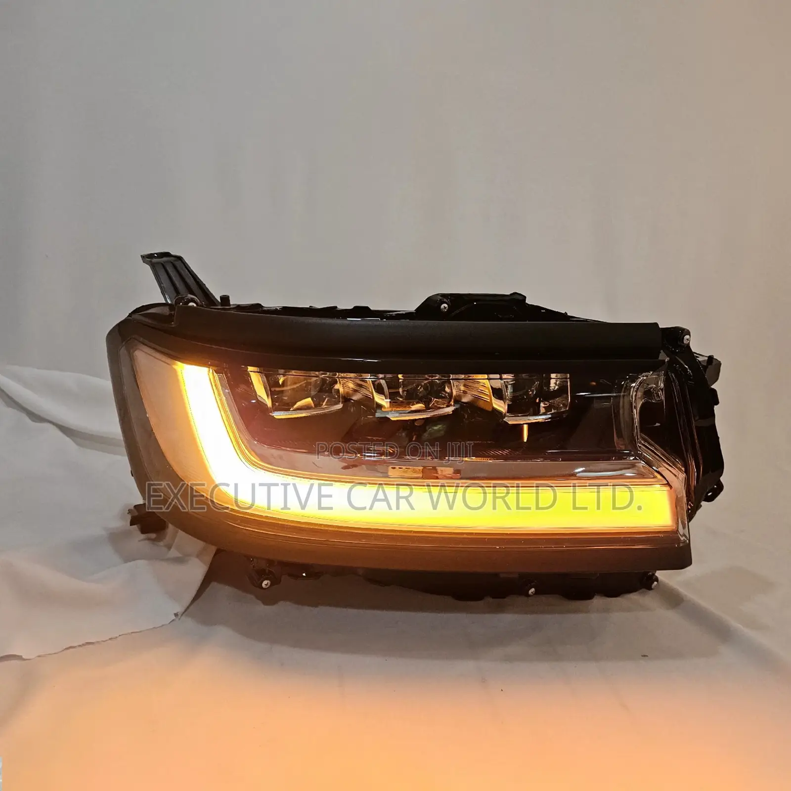 Toyota Land Cruiser 200 to Lc300 Facelift 1:1 Headlights