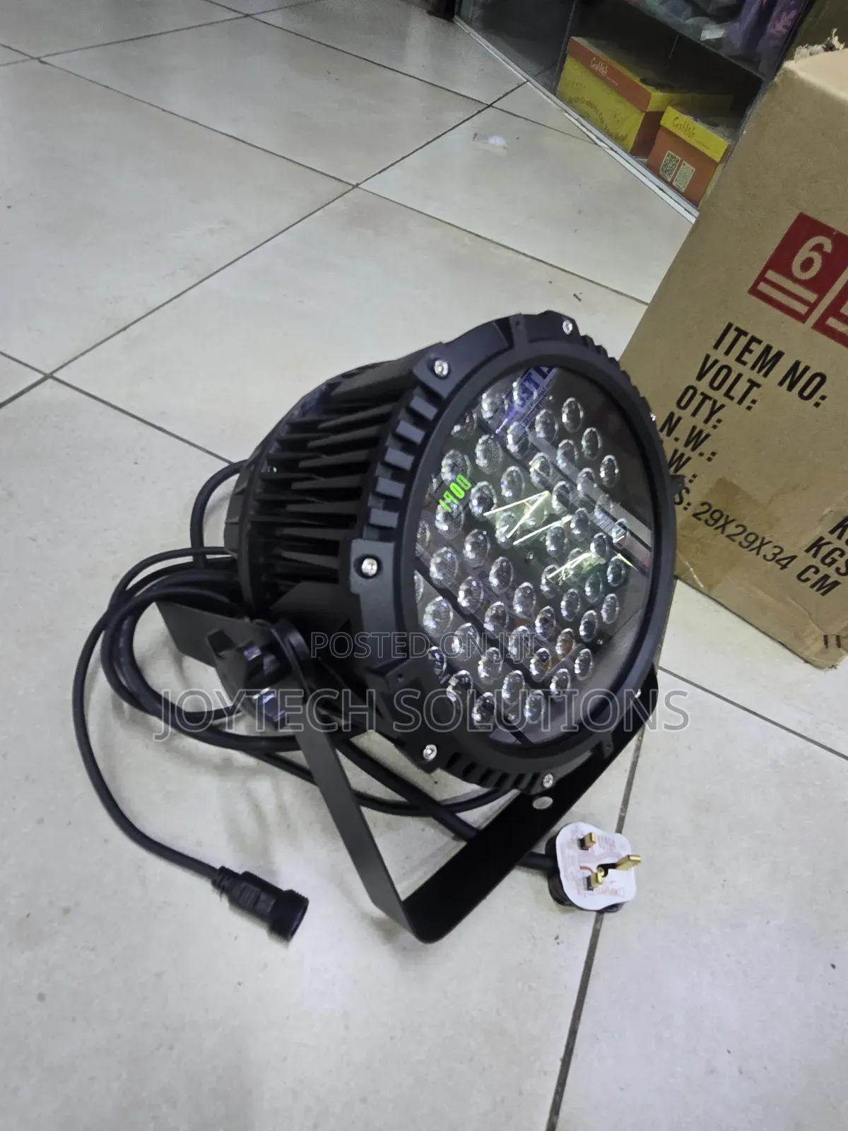 Professional 54 Led Waterproof Stage Par Light - RGBW Outdoor.