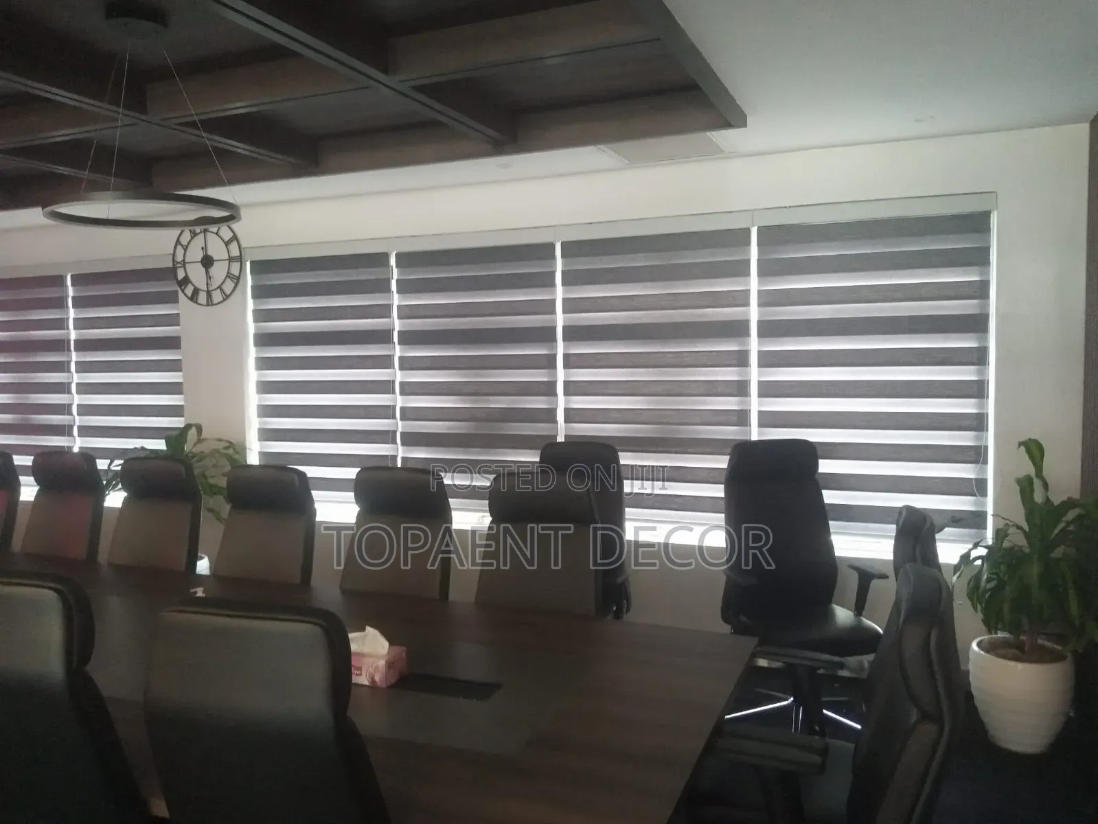 Straight Windows Boardrooms Horizontal Office Window Blinds
