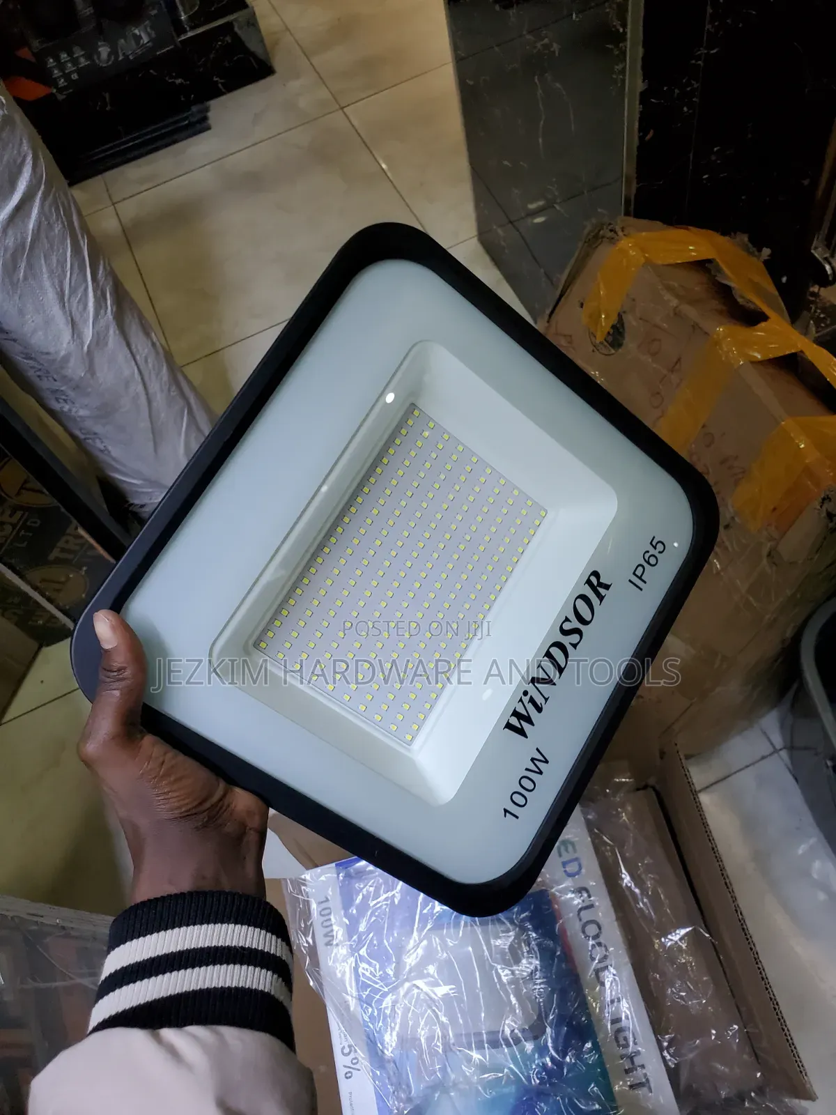 100 WTTS Flood Light Led