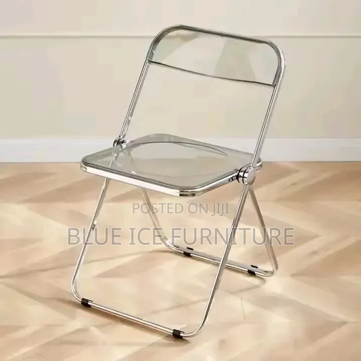 Foldable Clear Chair