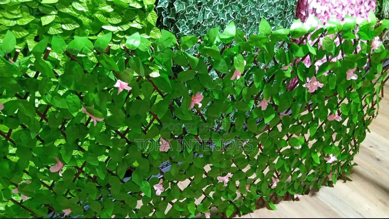Light Green Wooden Mesh Artificial Balcony Privacy Fence