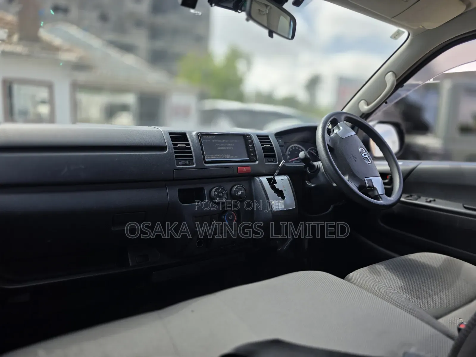 Toyota HiAce 2019