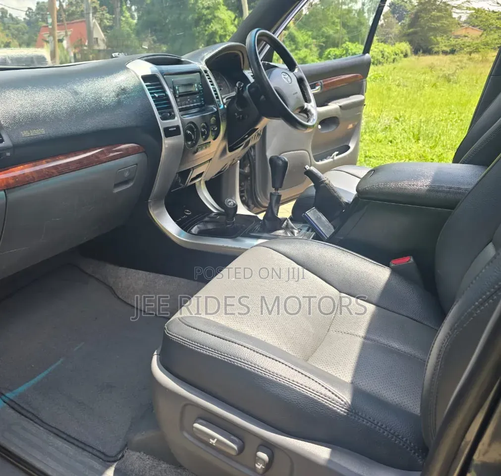Toyota Land Cruiser Prado 3.0 D-4D 5dr 2007 Gray