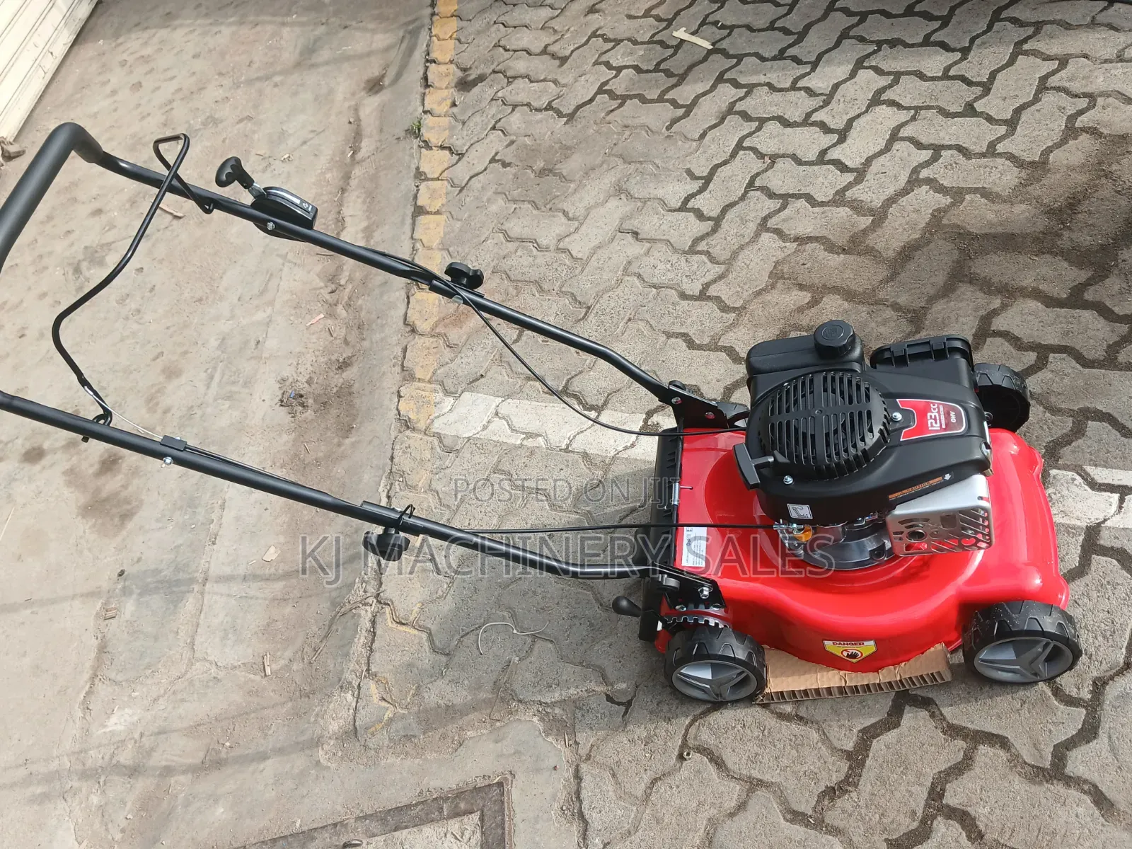 Lawn Mower 123cc