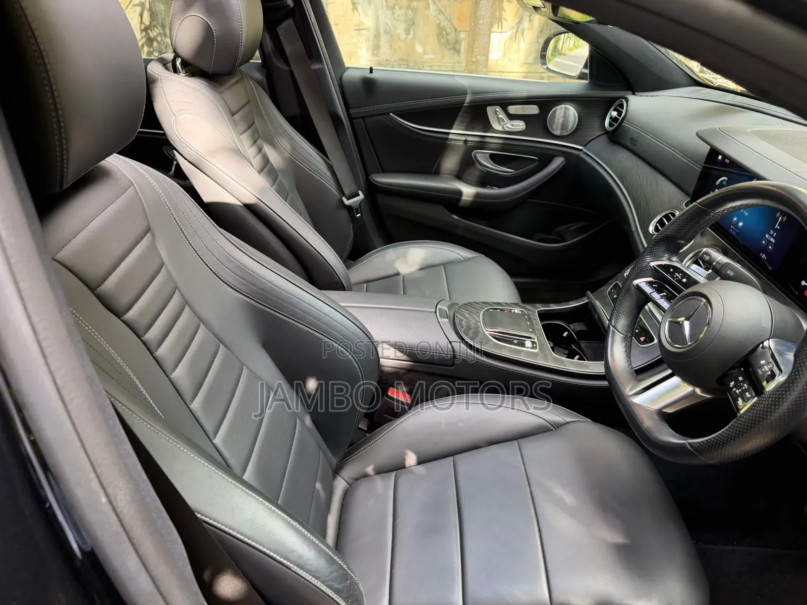 Mercedes-Benz E200 2021 Black