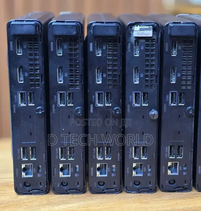 Desktop Computer HP EliteDesk 705 8GB AMD Ryzen 5 SSD 256GB