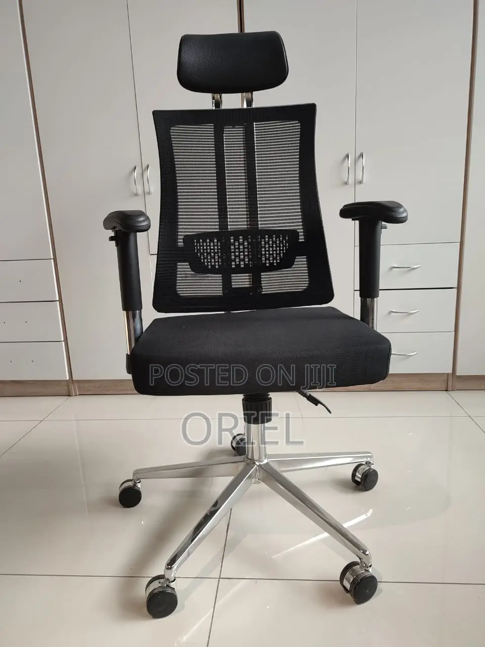 Office Chair : High-Back Ergonomic Office Modern Chair