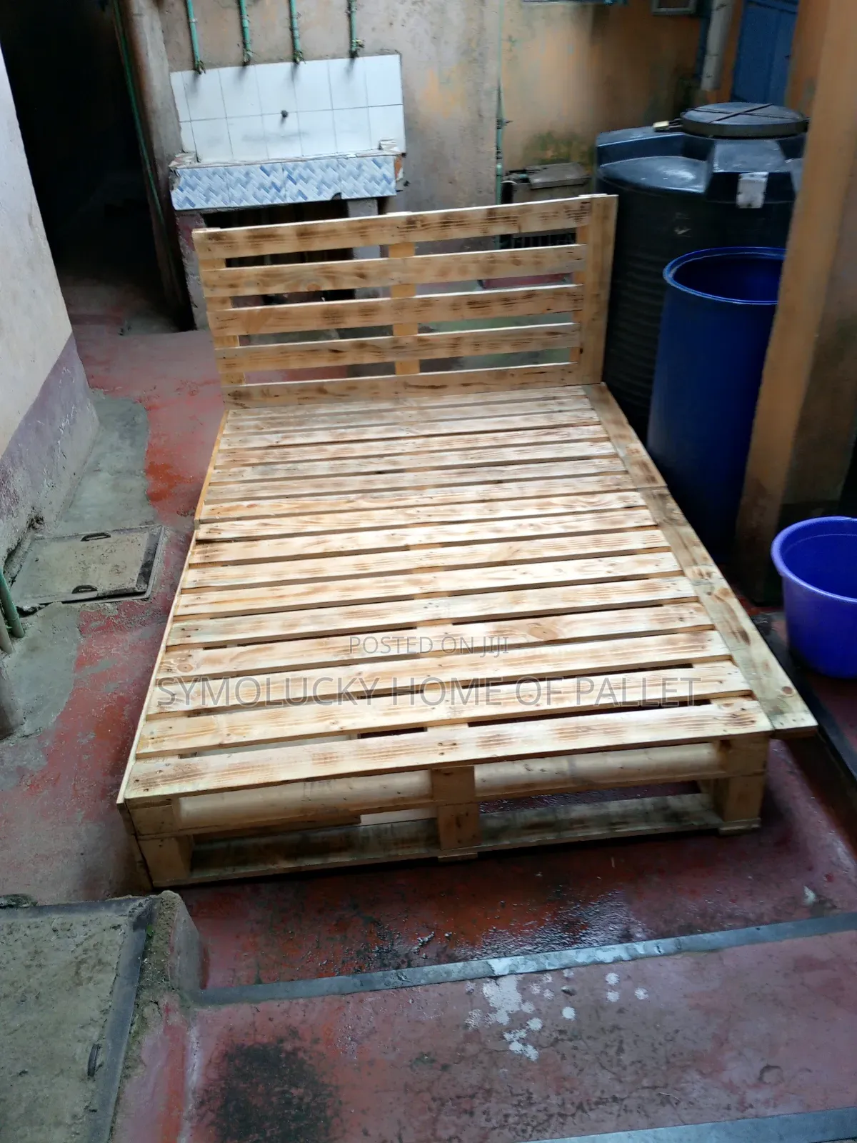 New Model Pallet Bed-5*6 Wooden Pallet Bed- Torched Patterned