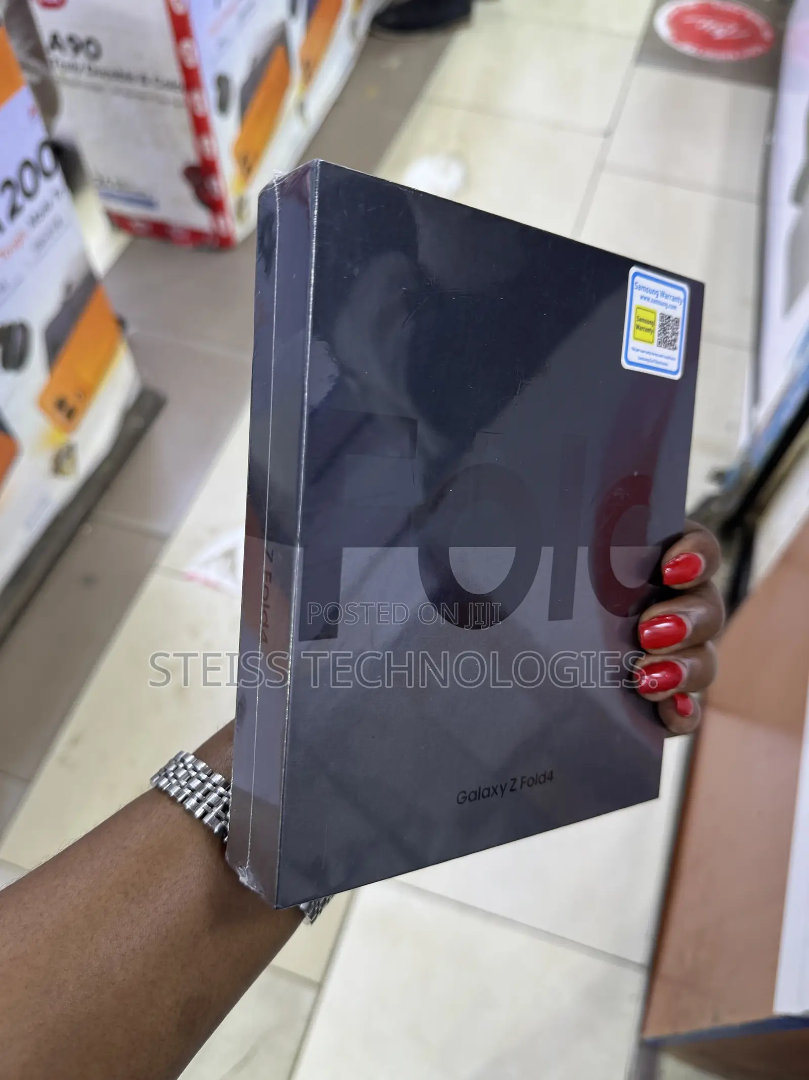 New Samsung Z 16 GB Black