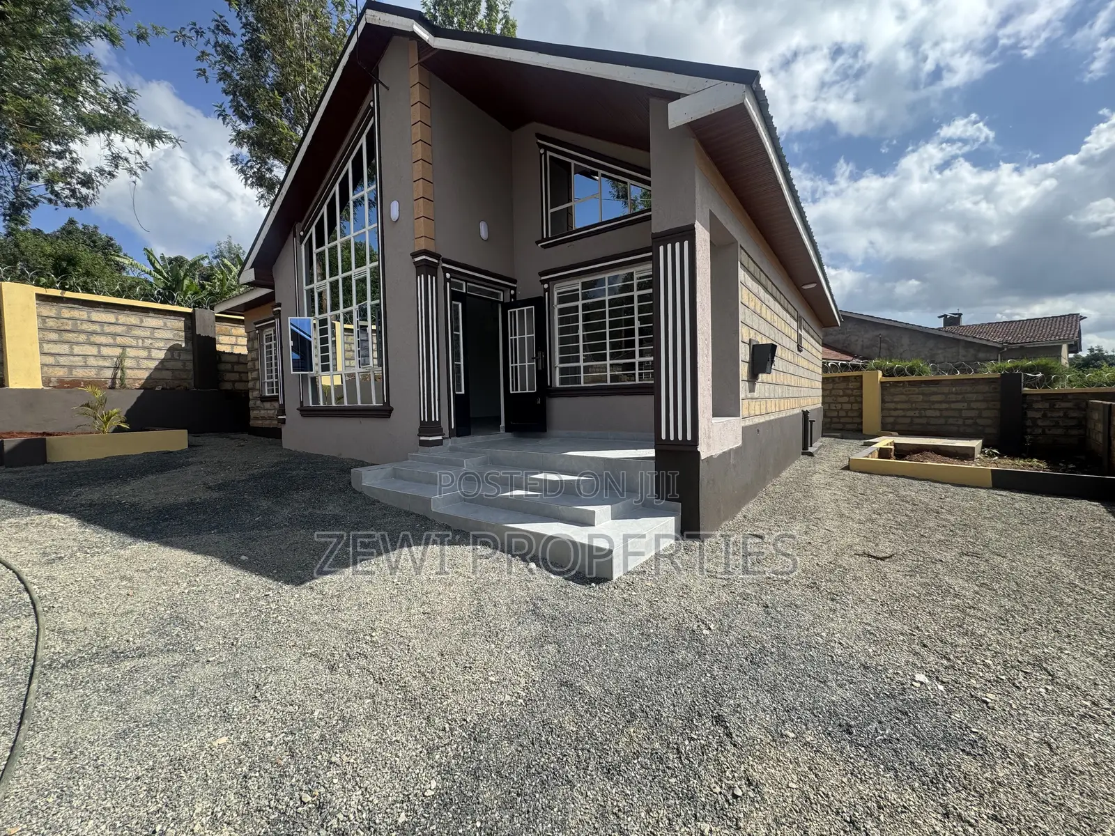 3bdrm Bungalow in Ngong CBD for sale