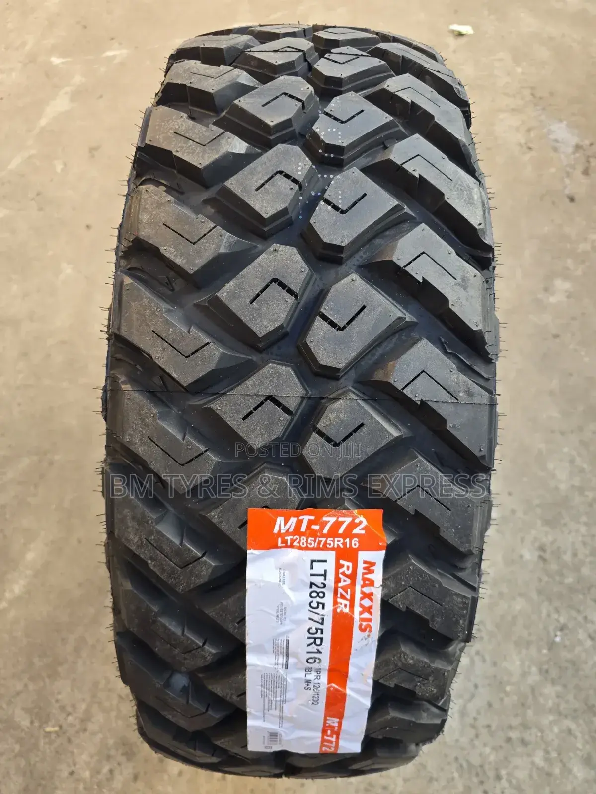 285/75 R16 Maxxis Tires (Mud Terrein) 772