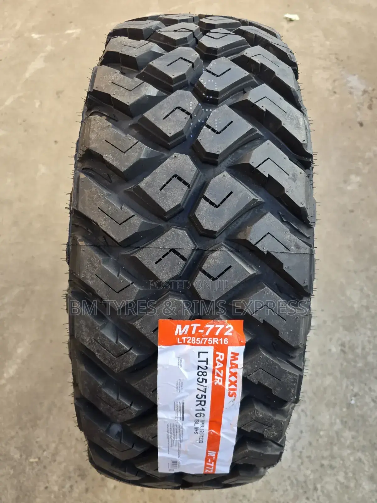 285/75 R16 Maxxis Tires (Mud Terrein) 772