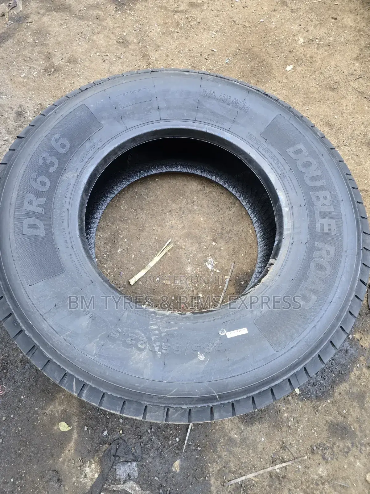 385 /65 R22. 5 Doubleroad Tires (Supersingle)