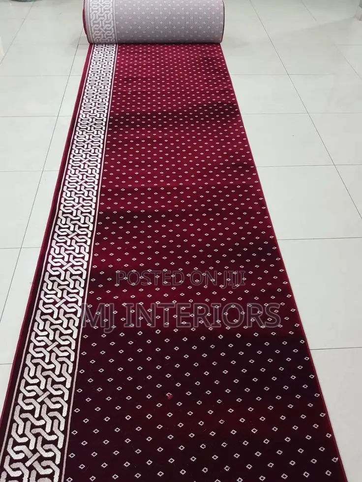 High Density Mosque Carpets With Soft Comfortable Finish
