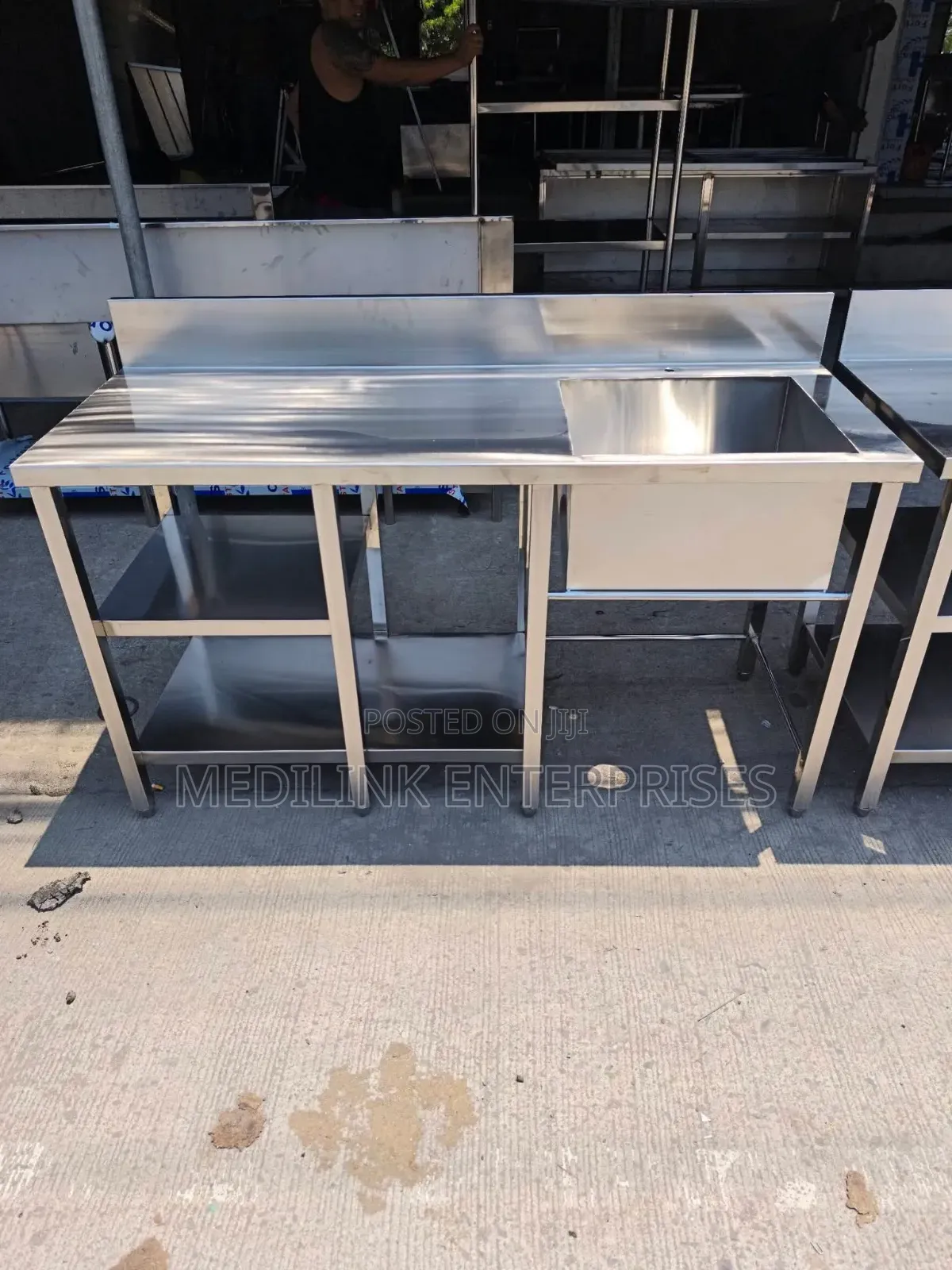 Customized Single Sink + Working Area+ Rack
