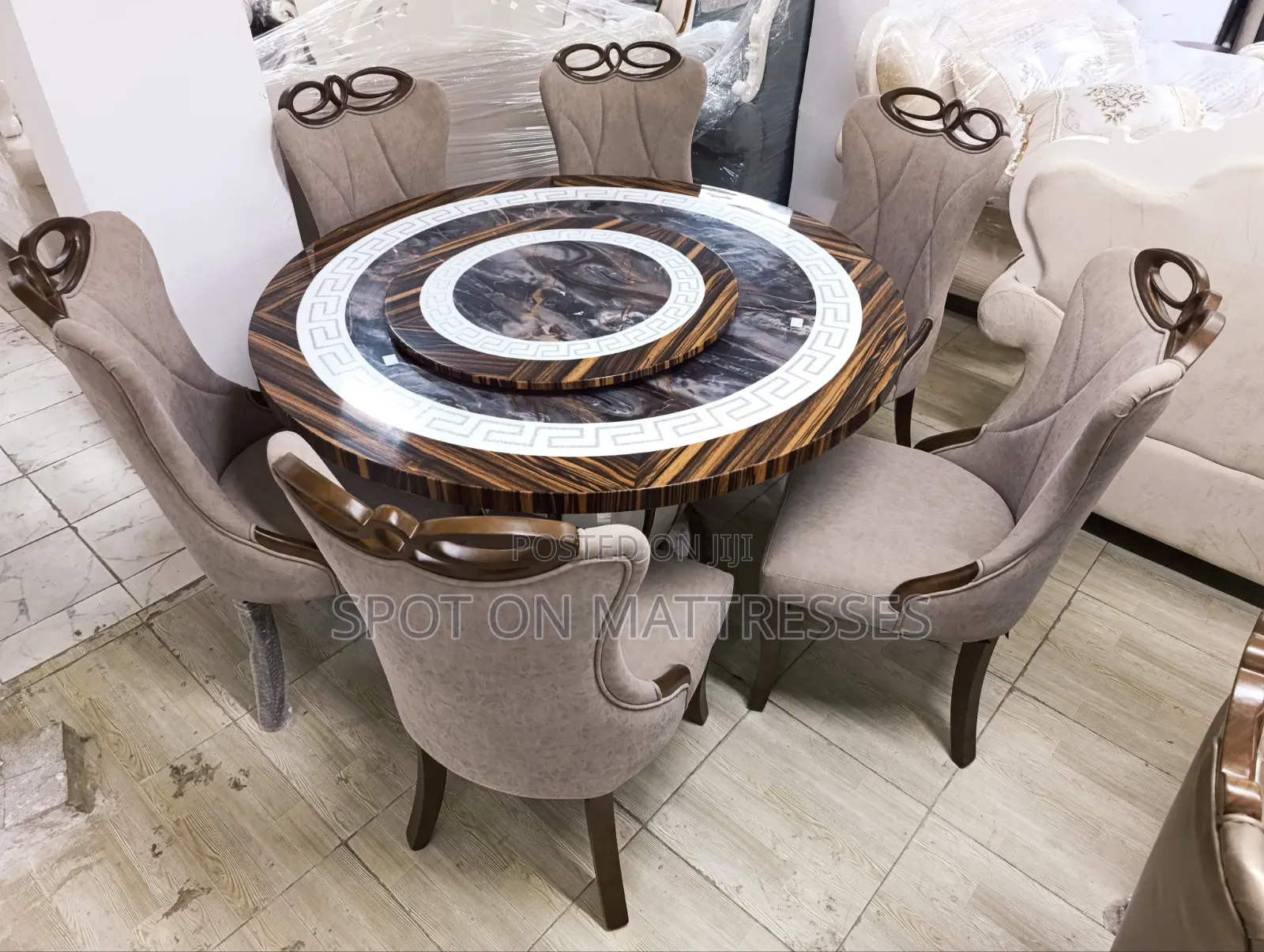 What a Masterpiece! 6-Seater Dining Set. Marble Top Table + 6 Chairs.