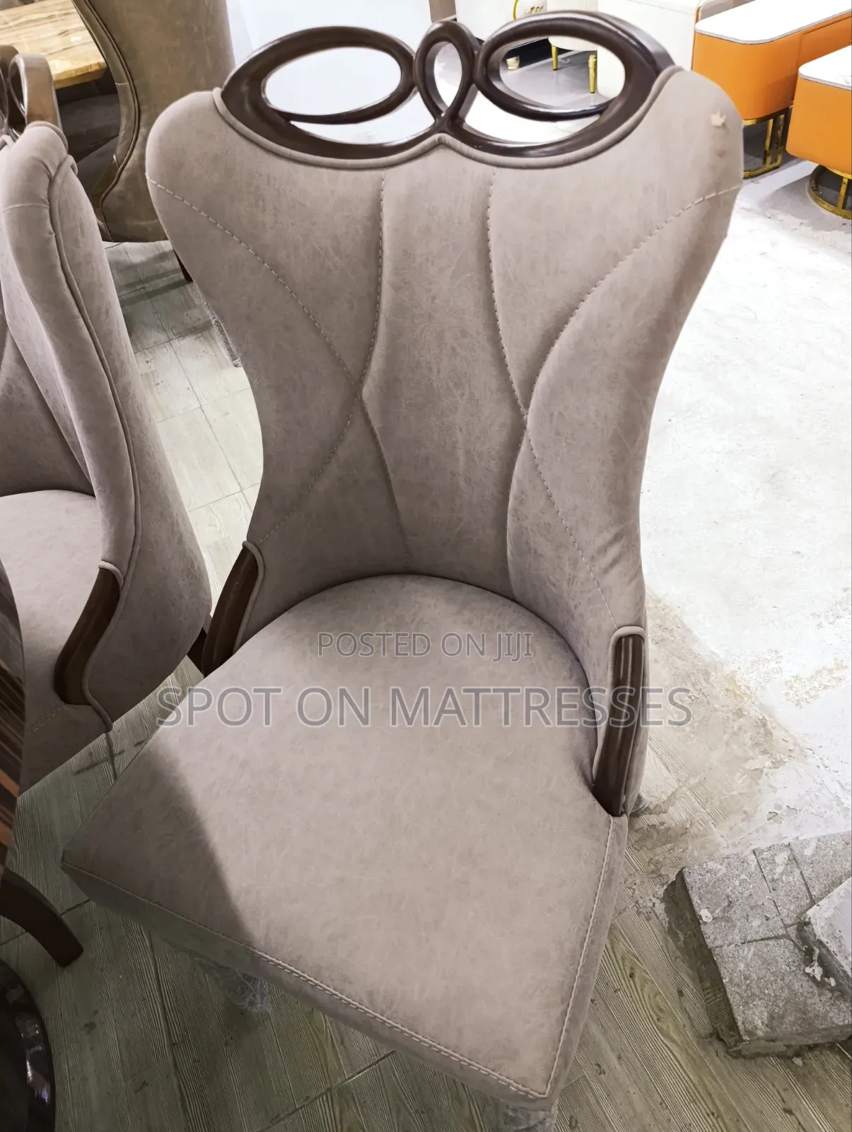 What a Masterpiece! 6-Seater Dining Set. Marble Top Table + 6 Chairs.