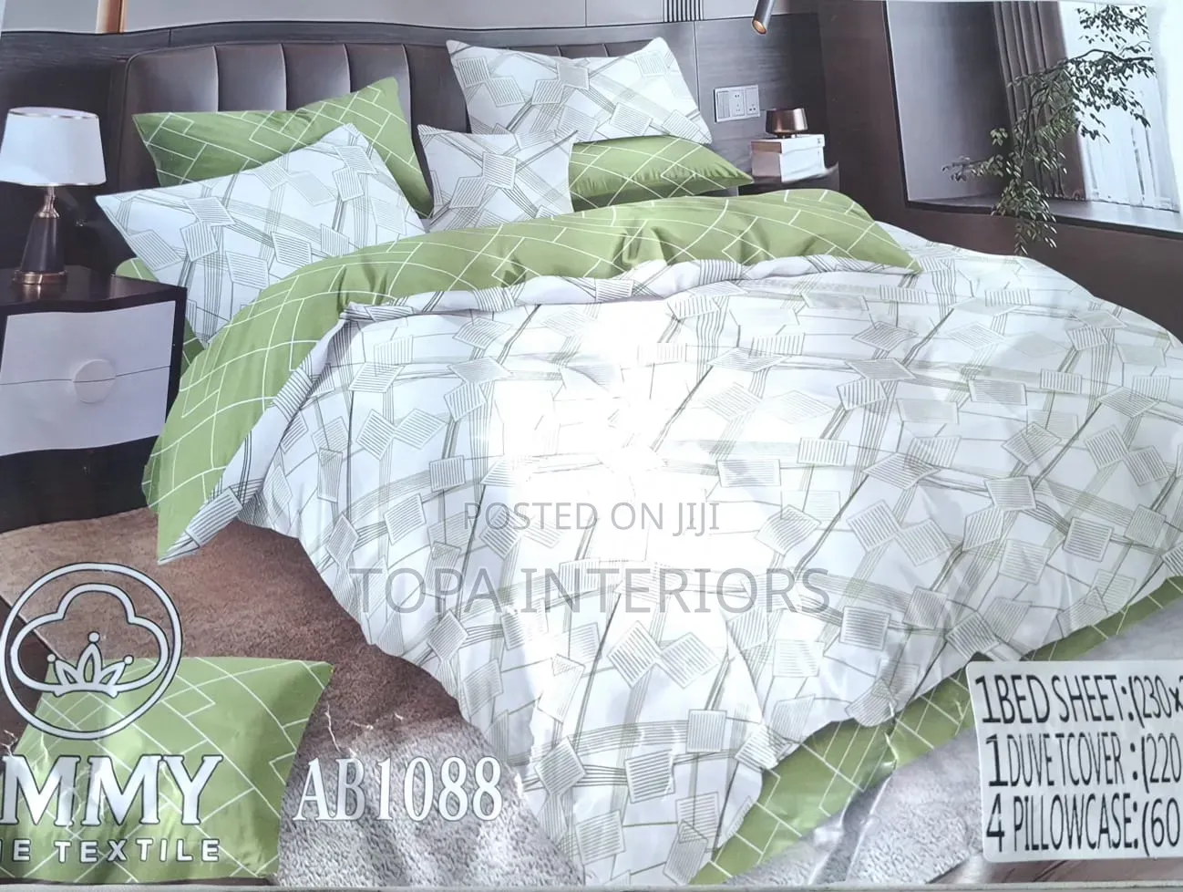 Quality Duvet Cover Set With Matching Pillow Cases and Bedsheet