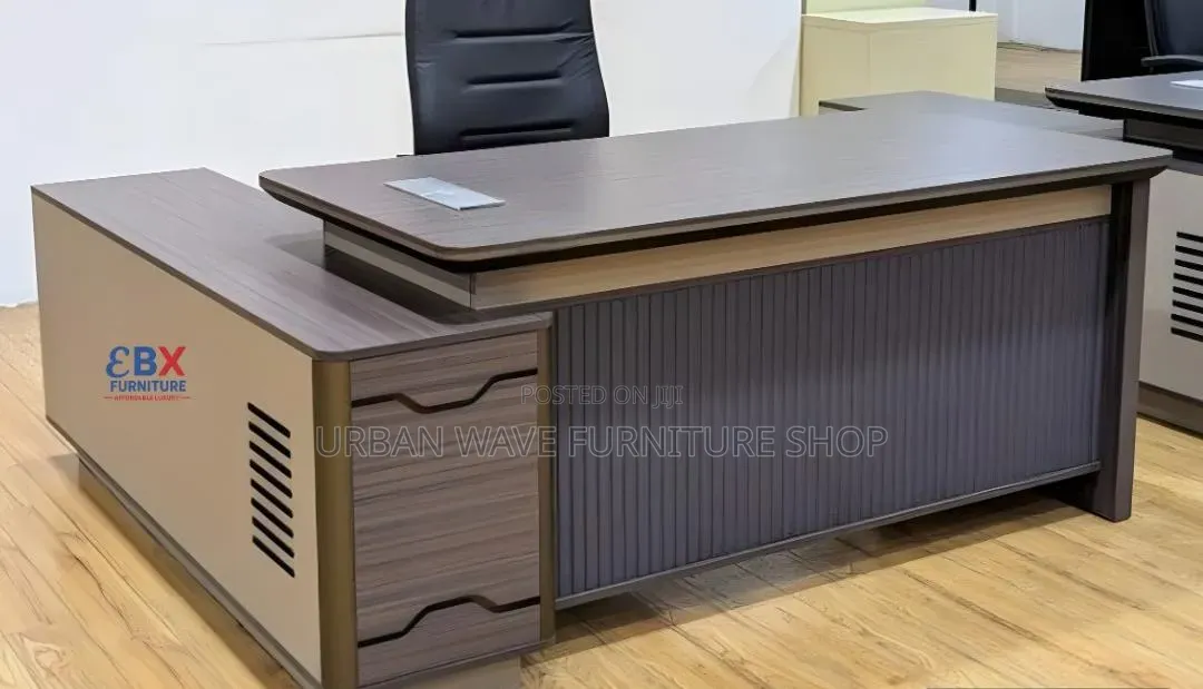 Premium Kings Desk