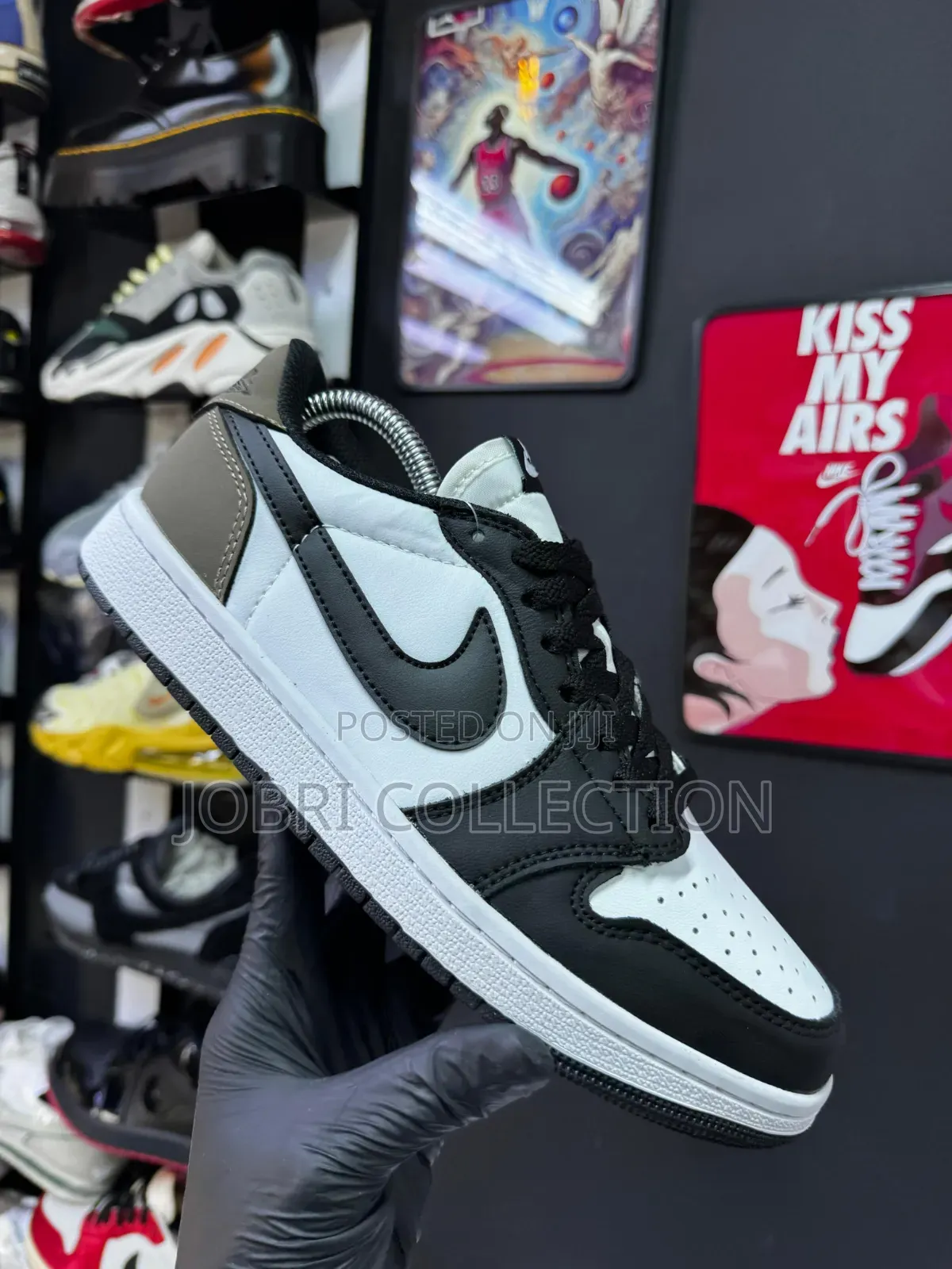 Nike Air Jordan 1 Low Og "Mocha" Sneakers