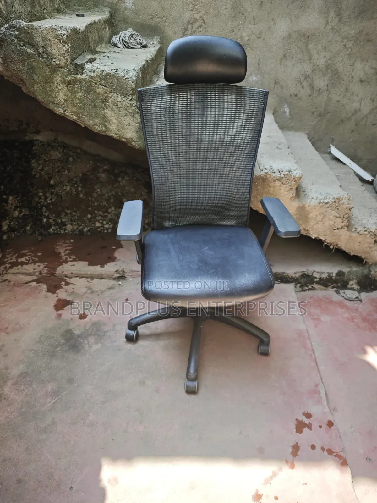 Second Hand Orthopedic Office Chair