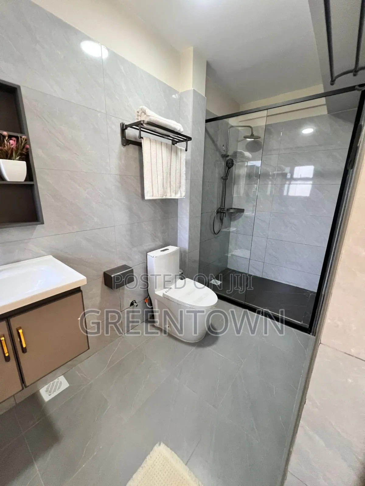 2bdrm Apartment in Super Westbury, Spring Valley for sale