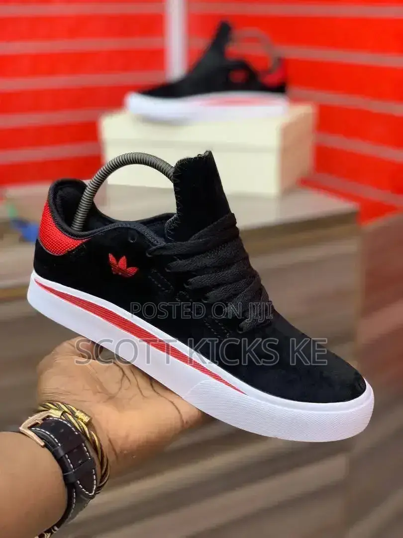 Adidas Saloba