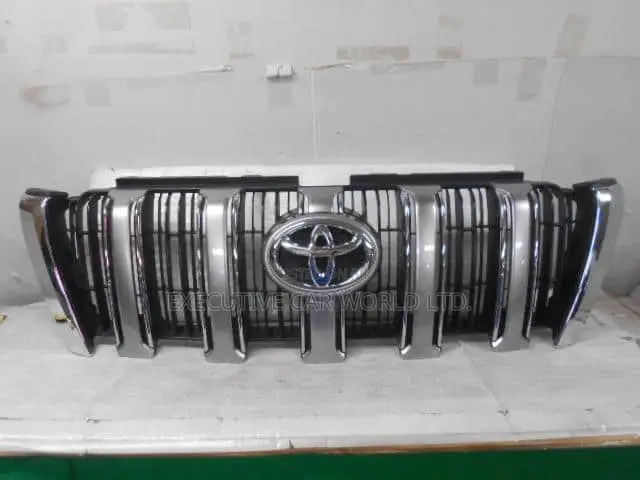 Toyota Prado 150 Series Pre-Facelift Front Grille