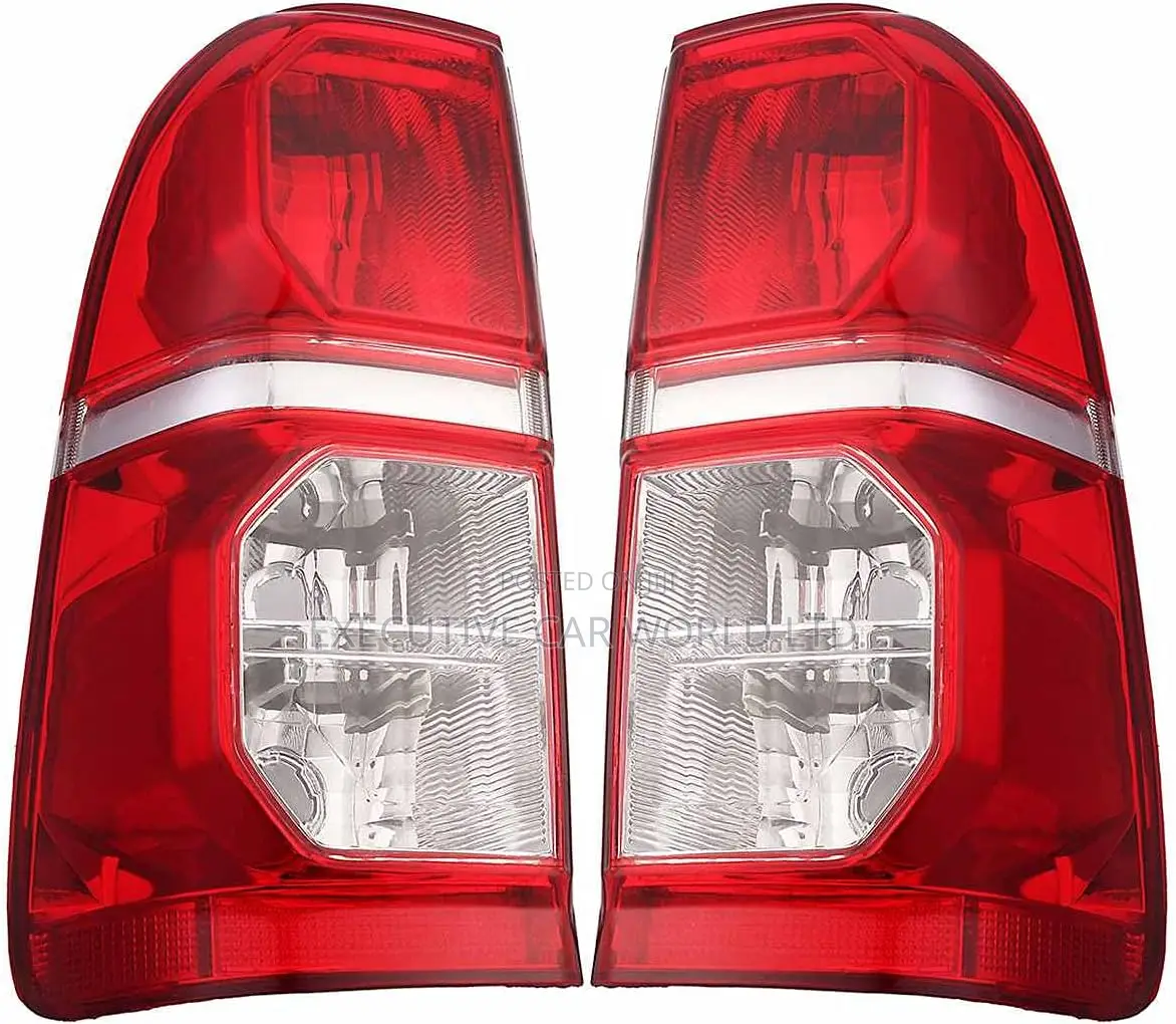 Toyota Hilux 2014 Facelift Taillights