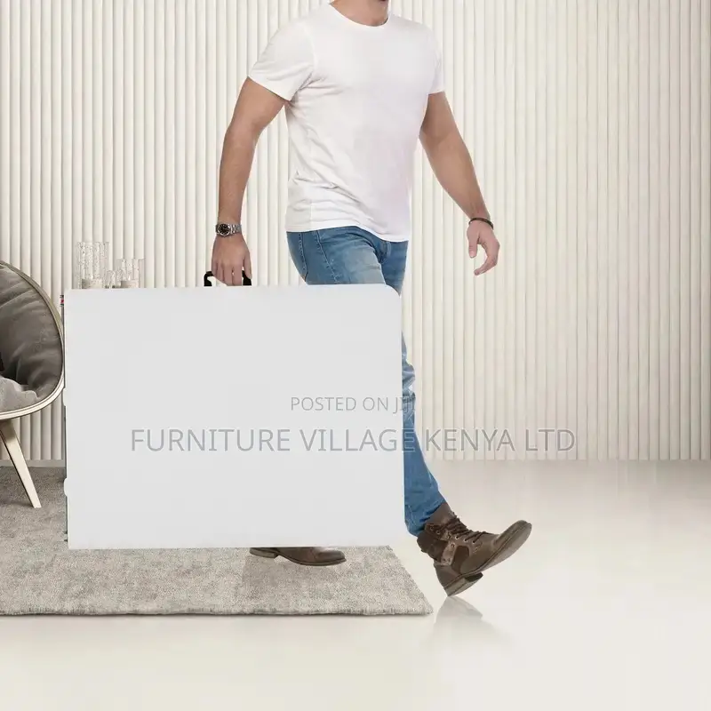 1.8m Folding White Outdoor Portable Plastic Table