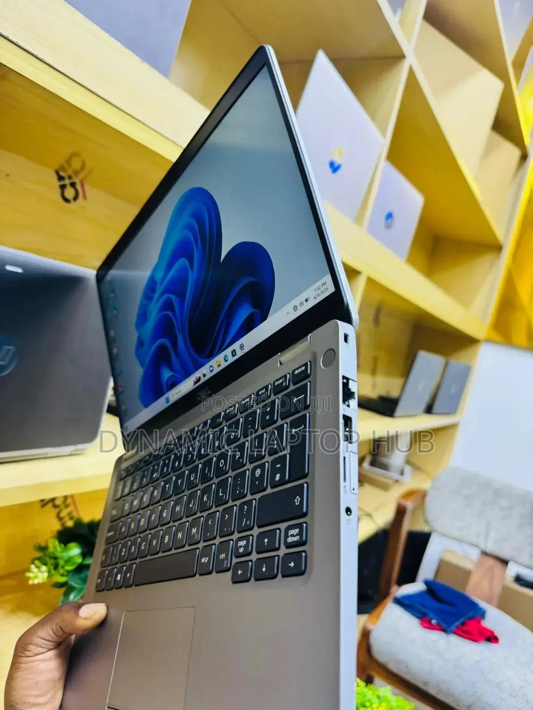 Laptop Dell Latitude 5310 8GB Intel Core i5 SSD 256GB