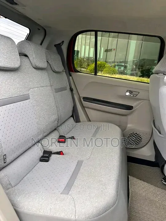 Toyota Passo 2019 Red
