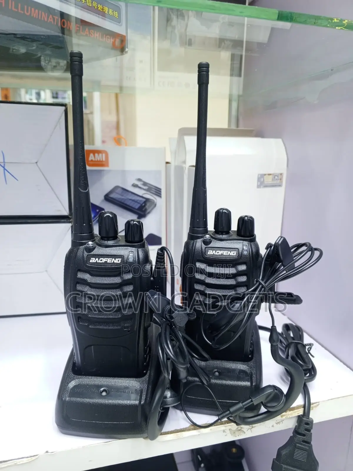 Baofeng Bf-888s Security Camping Two Way Radio Device