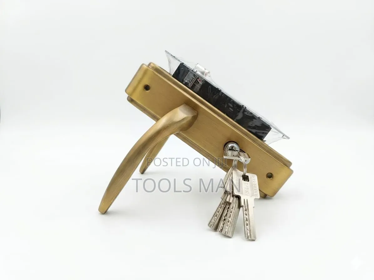 Premium Brass Finish Mortise Door Handle Lock Set With Keys.