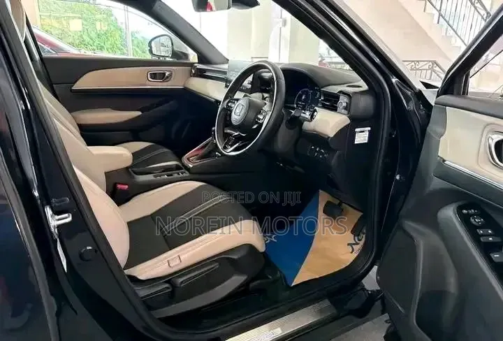Honda Vezel 1.5 Hybrid 2WD 2021 Matt Black