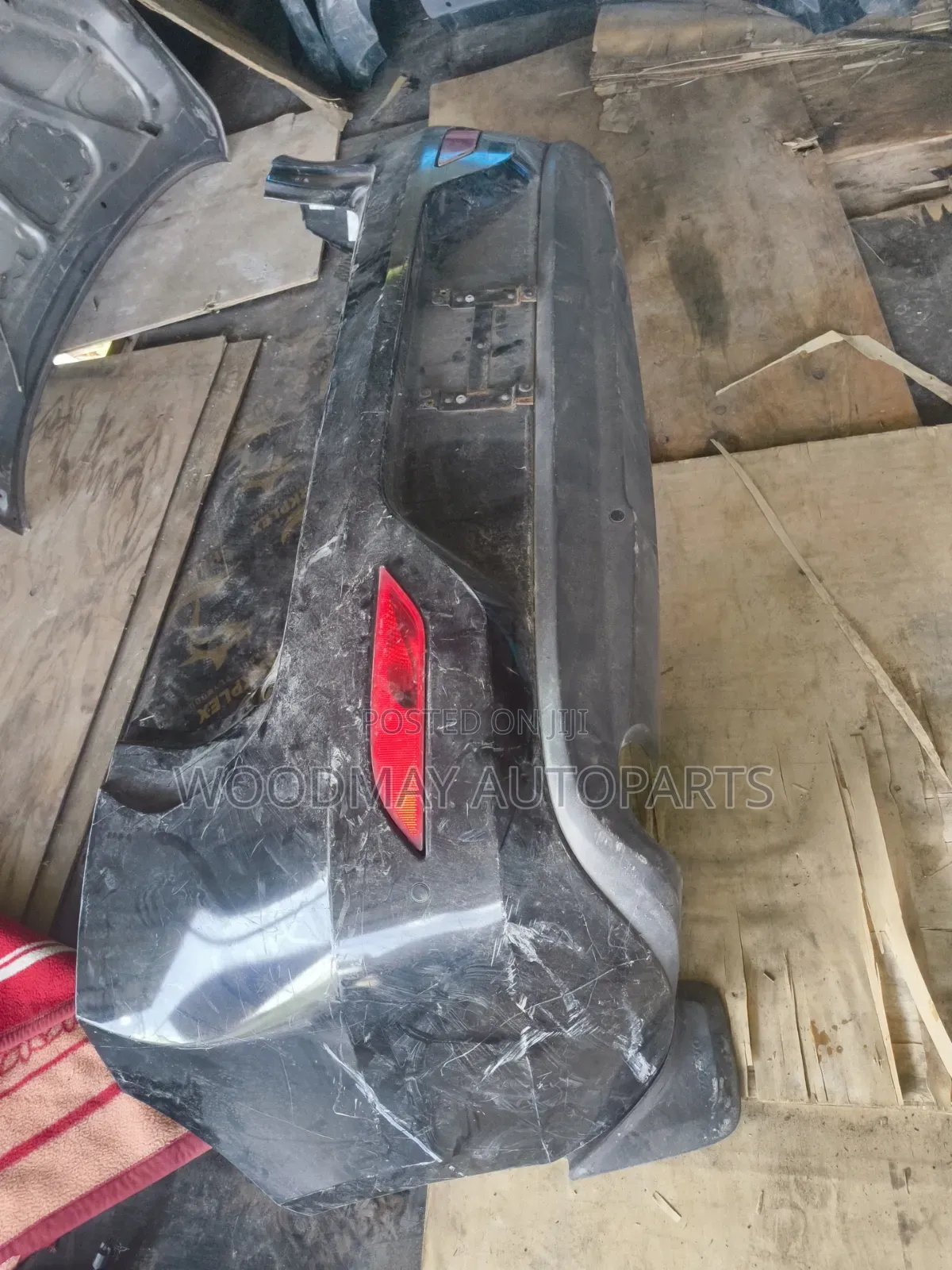 Volvo V40 Rear Bumper